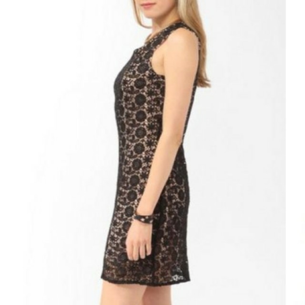 *SALE* Forever 21 Black Embroidered Lace Sleeveless Dress